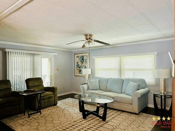 1982 Palm Harbor  Home