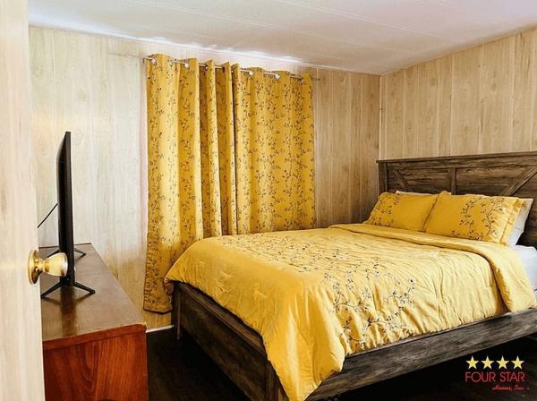 1982 Palm Harbor  Home