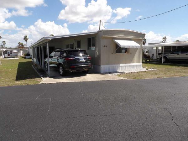 Photo 1 of 2 of home located at 2918 Bruce Lane Sebring, FL 33870