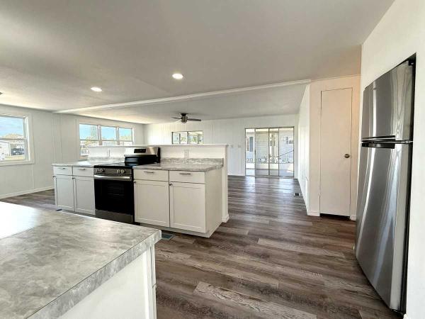 Photo 1 of 2 of home located at 27 Harvest St Bradenton, FL 34207