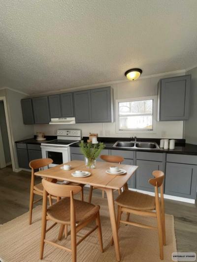 Photo 4 of 20 of home located at 2710 N Farm Rd 137 #55 Springfield, MO 65803