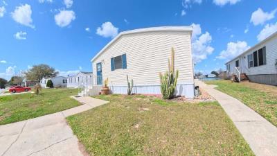 Photo 3 of 34 of home located at 3841 Covington Dr Saint Cloud, FL 34772