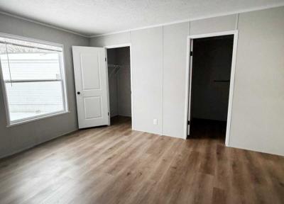 Photo 3 of 8 of home located at 410 Deer Creek Village Lot 51 Galveston, IN 46932