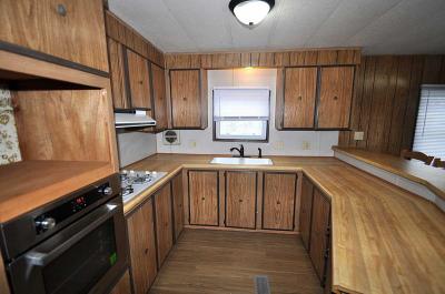 Photo 3 of 11 of home located at 1515 Indigo Drive Oshkosh, WI 53085