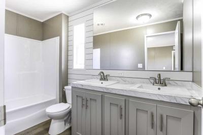 Photo 4 of 25 of home located at 426 W Cottonwood Ln Lot 51 Casa Grande, AZ 85122