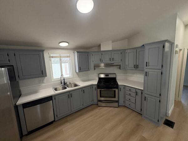 1997 Silvercrest Mobile Home