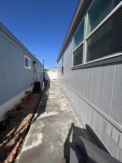 Photo 4 of 23 of home located at 1973 Newport Ave. #10 Costa Mesa, CA 92627