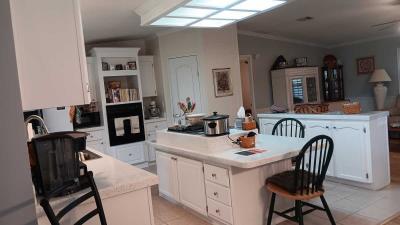 Photo 4 of 36 of home located at 1275 Brockway Ct., Lakeland, FL 33801