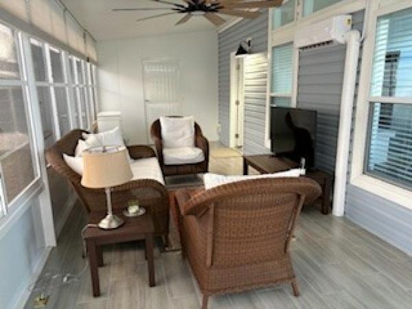 2022 Chariot Mobile Home