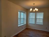 1980 Roberts Castlewood Manufactured Home