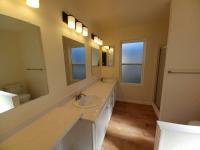 1980 Roberts Castlewood Manufactured Home