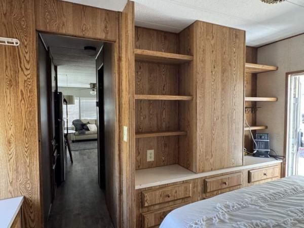 1987 Skyline Manufactured Home