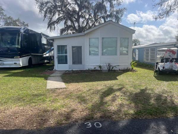 Photo 1 of 2 of home located at 37400 Chancey Rd #030 Zephyrhills, FL 33541