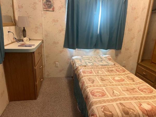 1993 Brit Manufactured Home