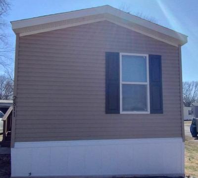 Mobile Home at 2811 Bayberry Dr Lot Bb2811 Columbus, IN 47203