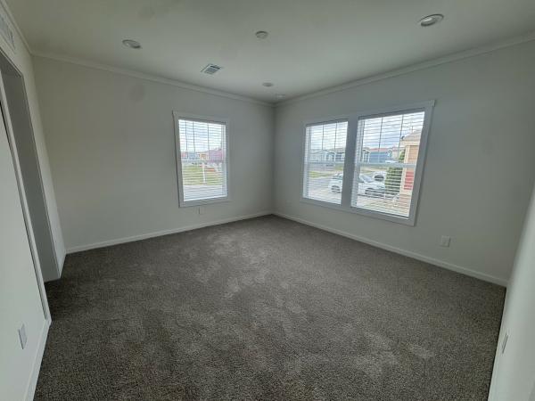 2026 Clayton 32DEV28563A (4br) Mobile Home