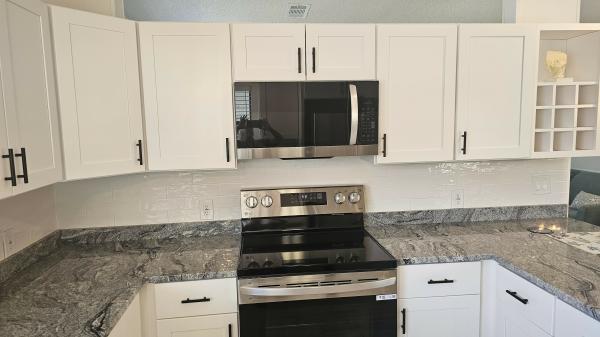 1986 Palm PH4467 Mobile Home