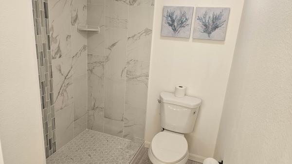 1986 Palm PH4467 Mobile Home