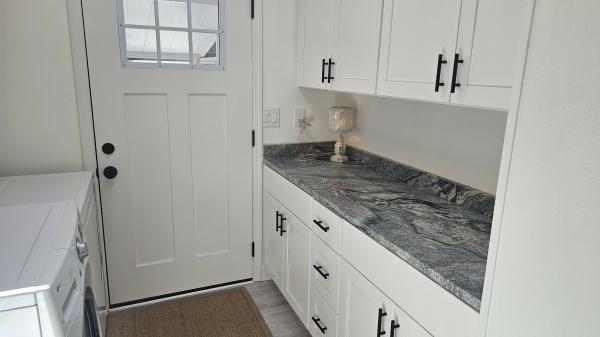 1986 Palm PH4467 Mobile Home