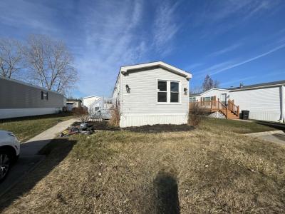 Photo 2 of 3 of home located at 5165 Playford Ct Sterling Heights, MI 48310