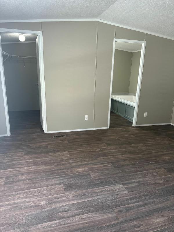 2011 Clayton Homes Inc Xtreme Mobile Home