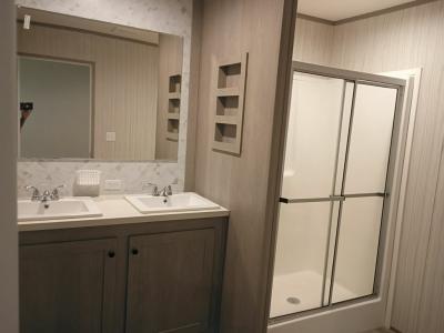 Photo 5 of 14 of home located at 5400 Collins Road, #16 Jacksonville, FL 32244