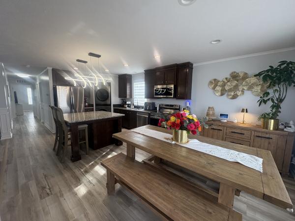 2018 CLAYTON 81SHN28523 Mobile Home