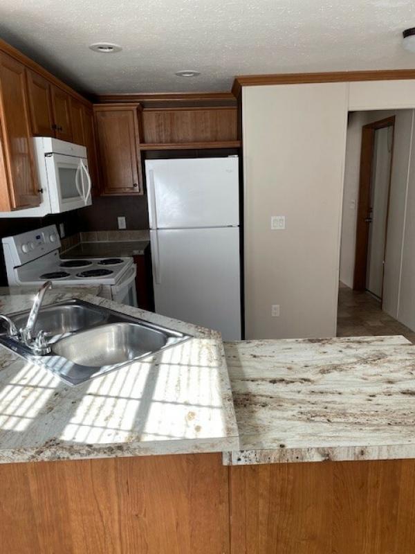 2015 Adventure 1662U  Home