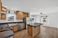 2025 Fairmont 729 430LE28563A  Home