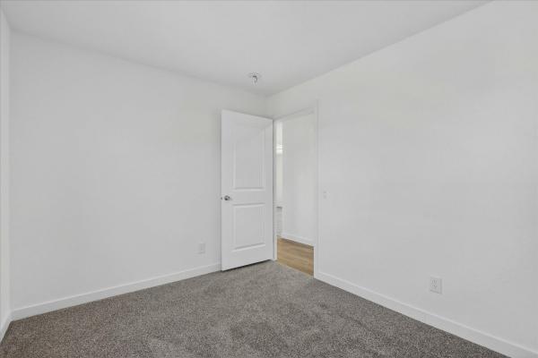 2025 Fairmont 729 430LE28563A  Home