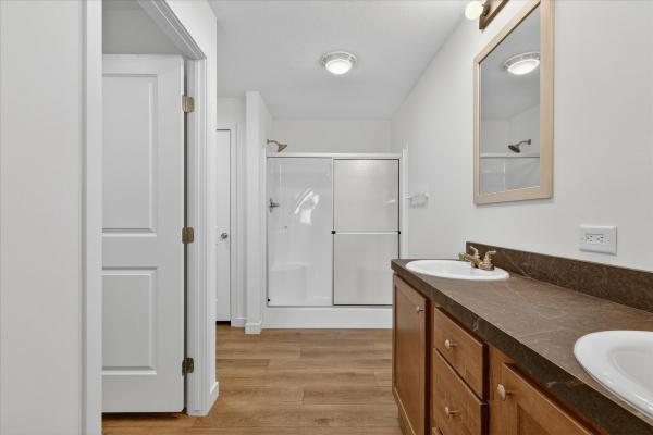 2025 Fairmont 729 430LE28563A  Home