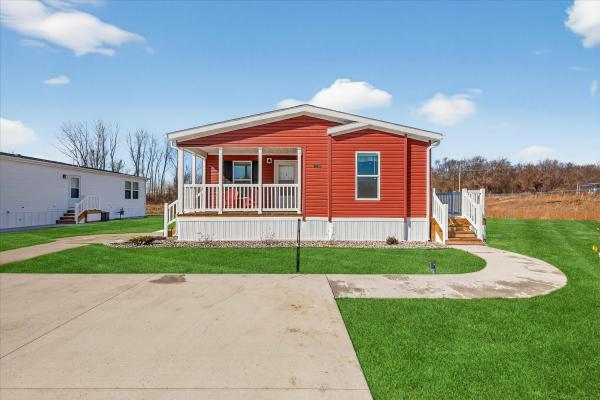 2025 Fairmont 729 430LE28563A  Home