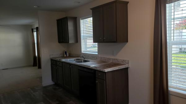 2020 Clayton 9048  Home