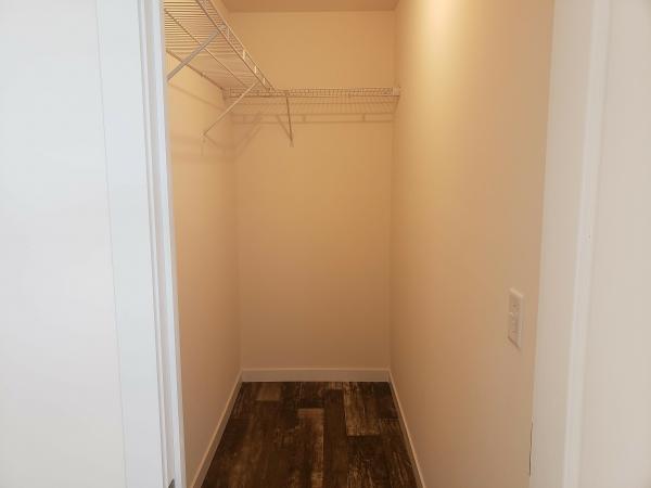 2020 Clayton 9048  Home