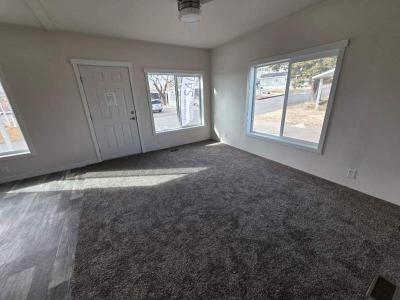 Photo 4 of 8 of home located at 208 Darlington Way Layton, UT 84041