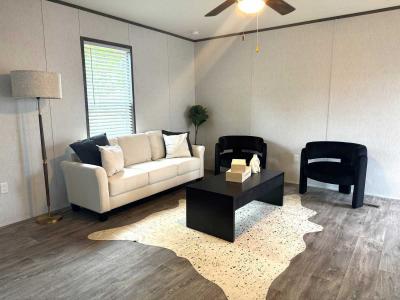 Photo 2 of 9 of home located at 7 Yucca Dr. Austin, TX 78744