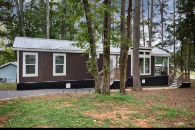 Mobile Home at 264 Byrd Drive #1 Owens Cross Road, AL 35763