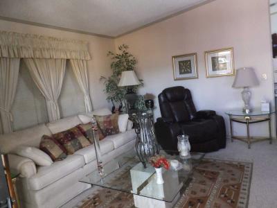 Photo 4 of 19 of home located at 2548 Macon Cir North Fort Myers, FL 33917