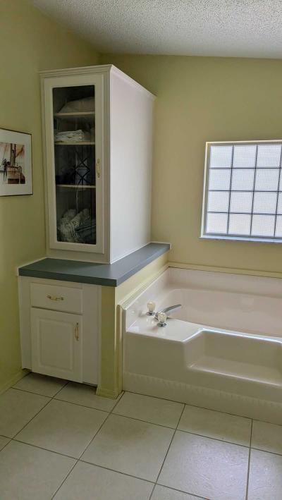 Photo 5 of 8 of home located at 454 Tall Oak Rd Naples, FL 34113