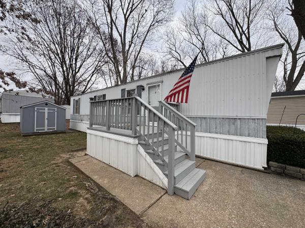 1998 REDM Mobile Home For Sale