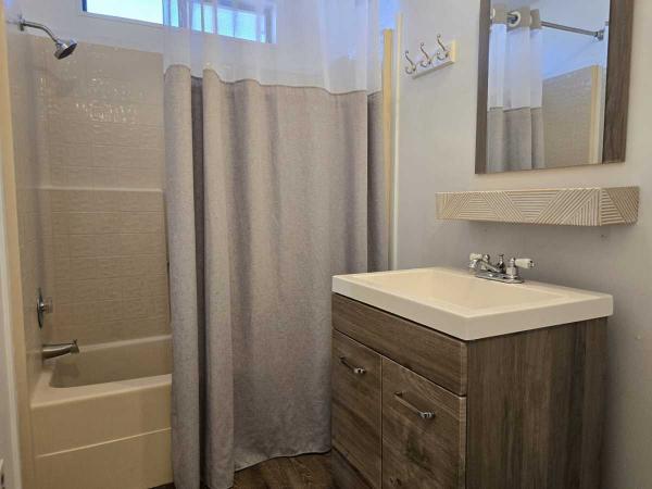 1984 LANCER 2FL Manufactured Home