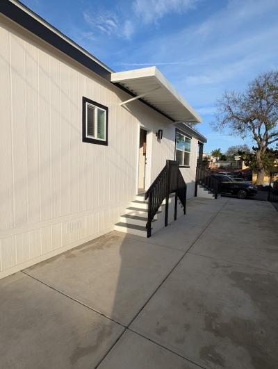 Photo 2 of 12 of home located at 4925 Oregon Ave Long Beach, CA 90805