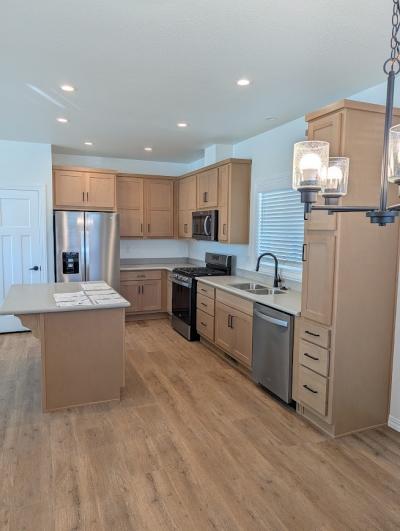 Photo 5 of 12 of home located at 4925 Oregon Ave Long Beach, CA 90805