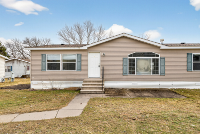 Mobile Home at 215 Canal Dr Rockford, MN 55373