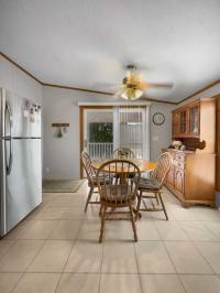 2001 Four Seasons Manufactured Home