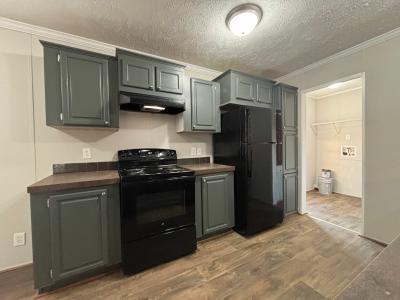 Photo 4 of 21 of home located at 19424 County Road 4 Florala, AL 36442