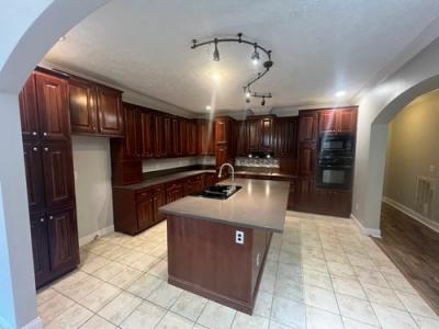 Photo 2 of 13 of home located at 2828 Powells Crk Pikeville, KY 41501