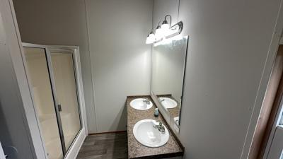 Photo 5 of 9 of home located at 7605 West 123rd Street S Oktaha, OK 74450