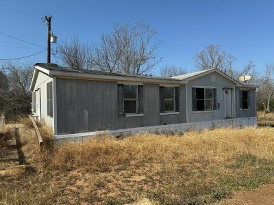 Photo 2 of 18 of home located at 1625 Martinez Losoya San Antonio, TX 78221