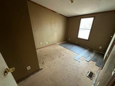 Photo 5 of 11 of home located at 29107 County Rd 1210 Pocasset, OK 73079